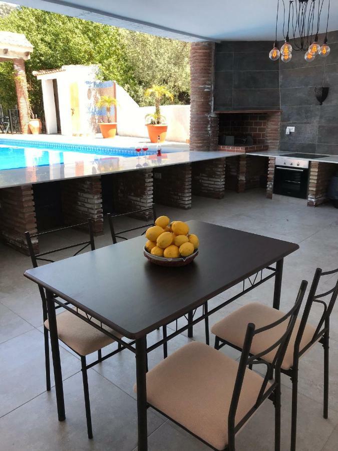 Villa Zahar Periana Екстер'єр фото